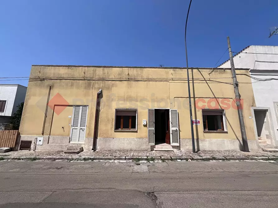 Immagine 1 di Casa indipendente in vendita  in Via Toti a Poggiardo