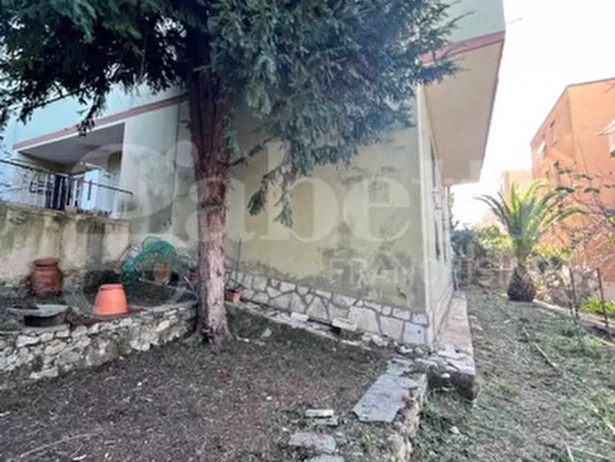 Immagine 19 di Appartamento in vendita  in Via Francesco Bulgarini a Tivoli