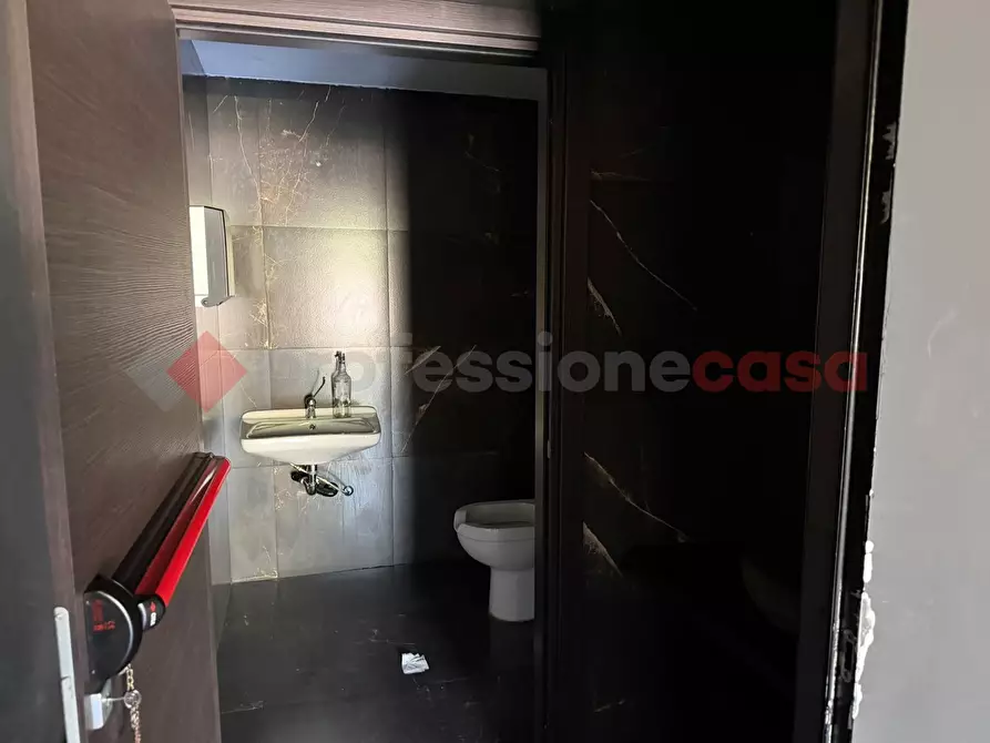 Immagine 9 di Negozio in vendita  in Via Casilina 62, snc a Anagni