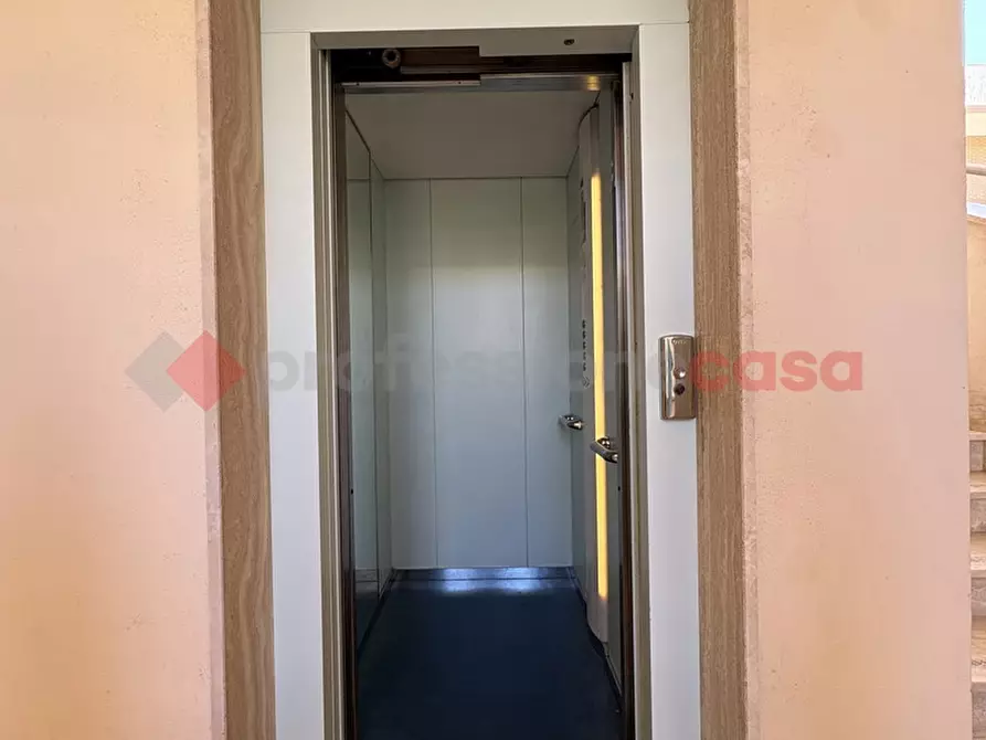Immagine 30 di Appartamento in vendita  in Via CADUTI DI NASSIRIA, 29 a San Felice Circeo