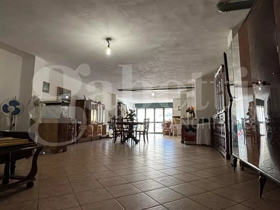 Immagine 40 di Villa in vendita  in Via San Gregorio Armeno, 42 a Nardo'