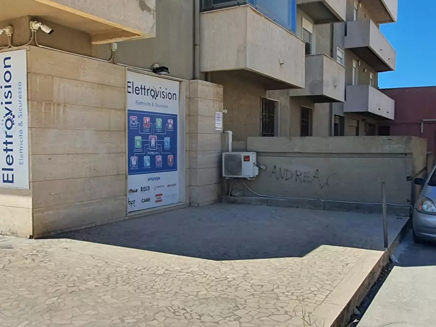 Immagine 2 di Magazzino in vendita  in Via Degli Atleti, 61 a Marsala