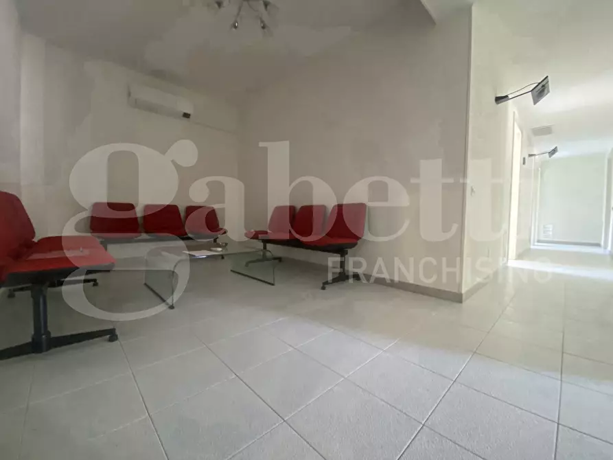 Immagine 13 di Ufficio in affitto  in Via Umberto I, 106G a Sassari