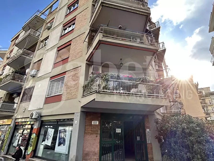 Immagine 19 di Appartamento in vendita  in Via Baldo degli Ubaldi, 112 a Roma