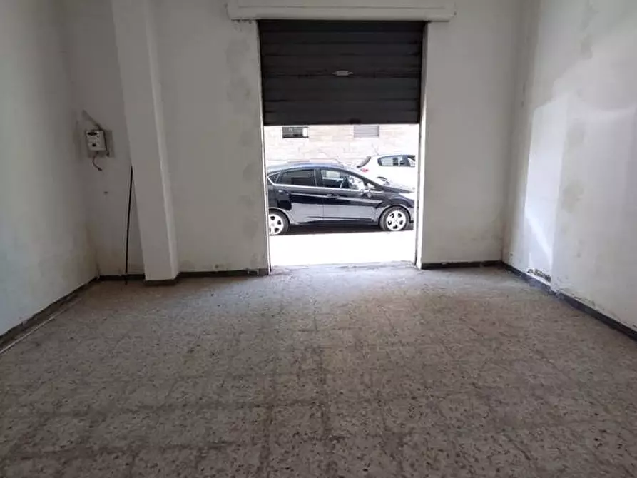 Immagine 5 di Negozio in affitto  in Via SICILIA a San Severo