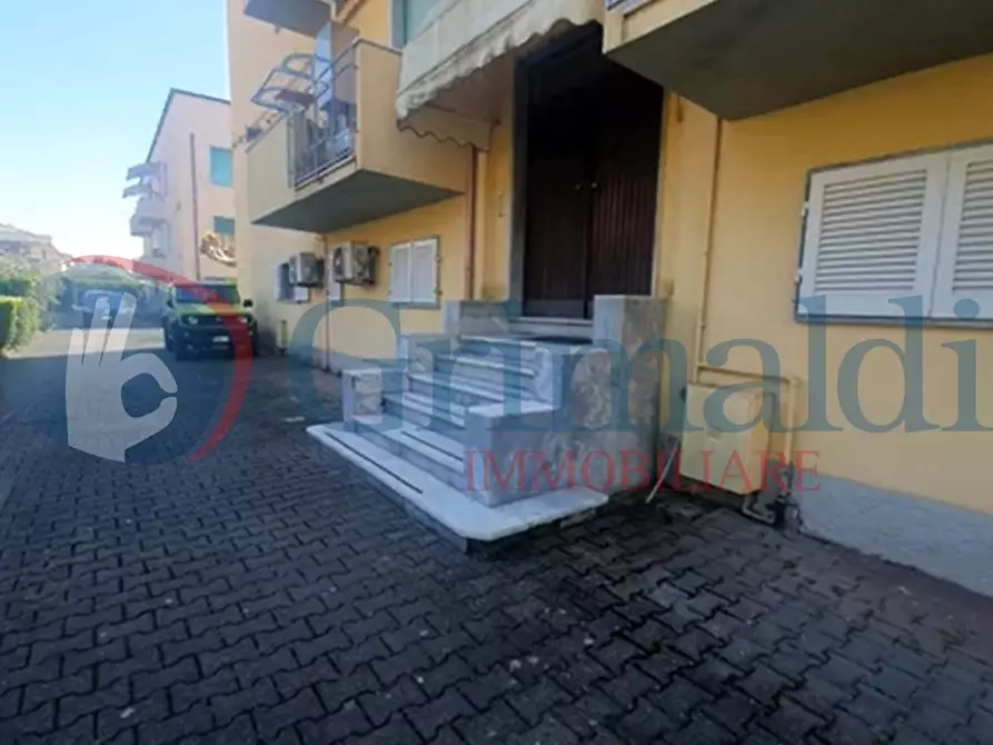 Immagine 23 di Appartamento in vendita  in Viale A. VESPUCCI, 12 a Massa