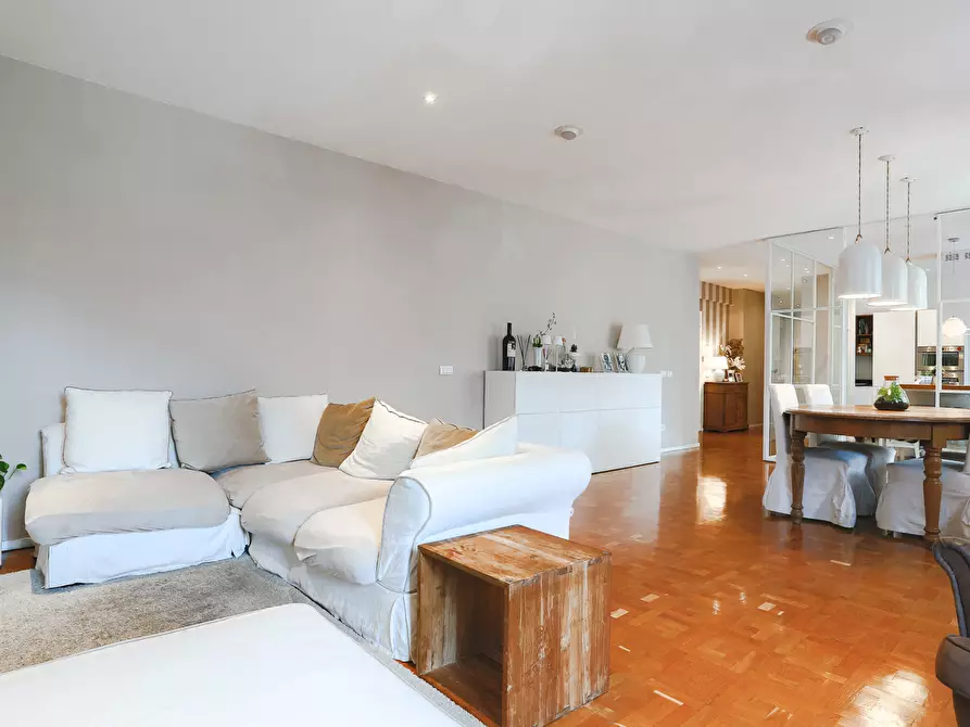 Immagine 4 di Appartamento in vendita  in Piazza Civitella Paganico, 0 a Roma