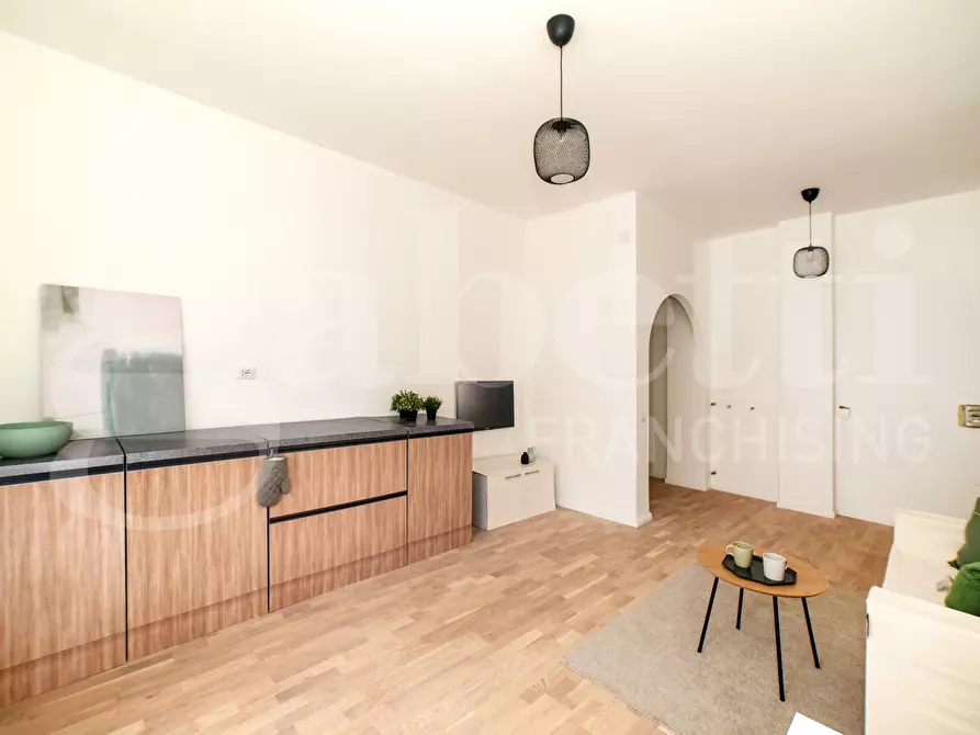 Immagine 4 di Appartamento in vendita  in Via Buggiano, 10 a Roma