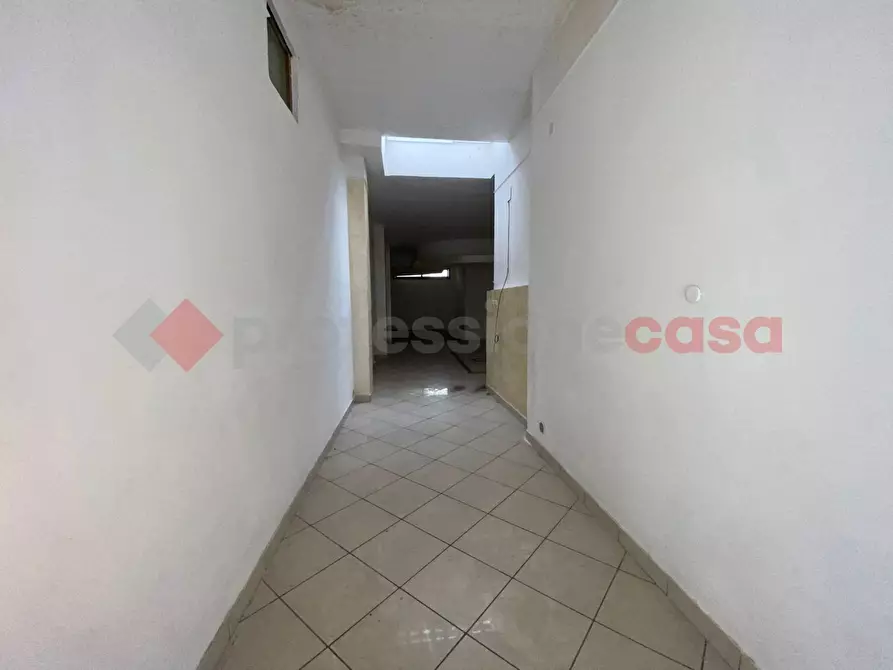 Immagine 16 di Negozio in vendita  in Via Piazza, snc a Sessa Aurunca