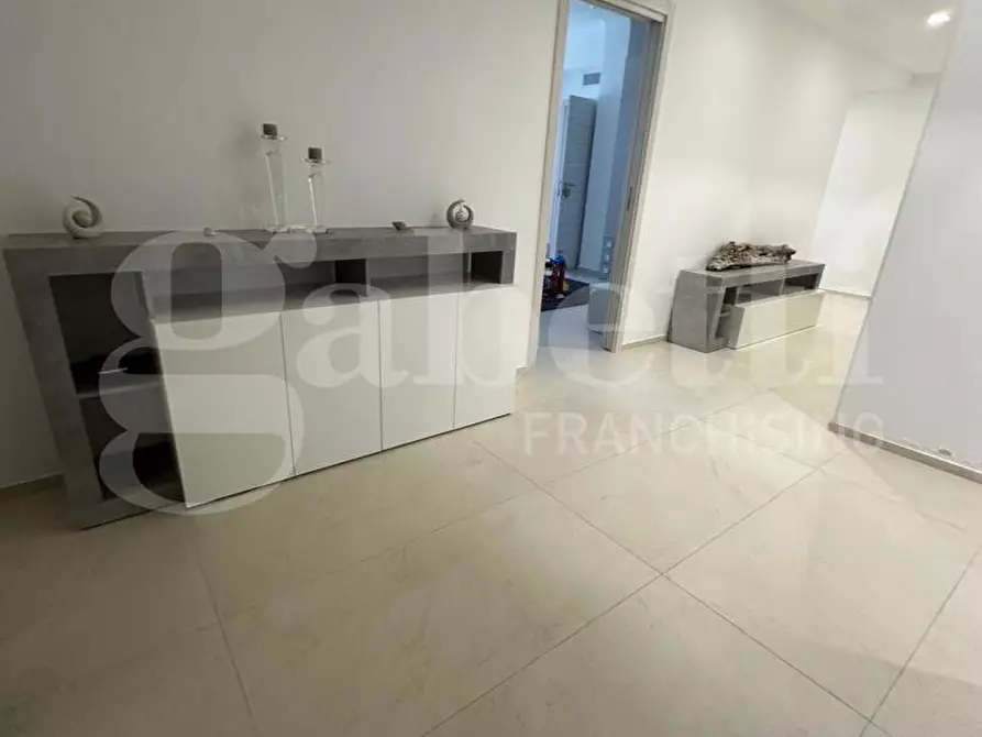 Immagine 3 di Appartamento in vendita  in Via Ten. F.sco Melpignano a Ostuni
