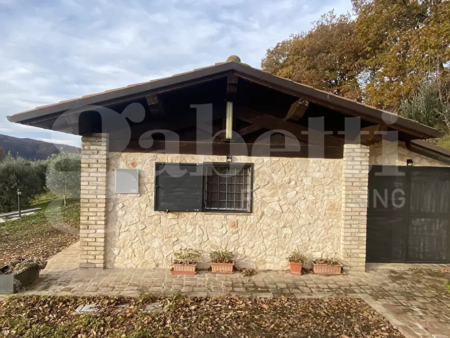 Immagine 26 di Rustico / casale in vendita  in Via DON GIULIO BARBANI, 1 a Assisi