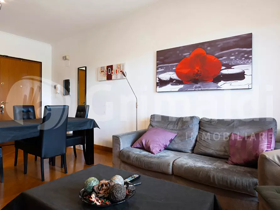 Immagine 8 di Appartamento in vendita  in Viale Vincenzo Marronaro a Roma
