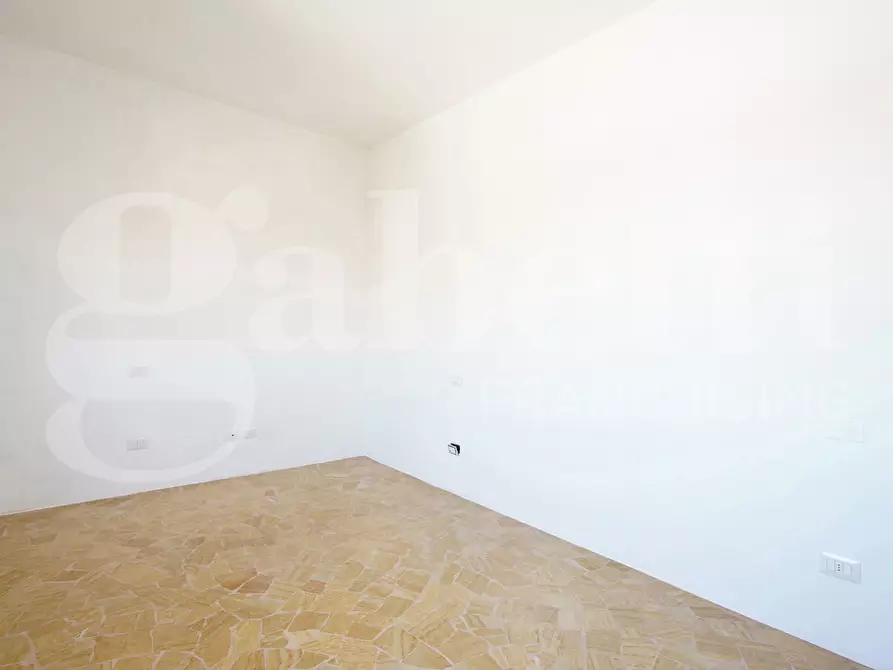 Immagine 12 di Appartamento in vendita  in Via Tevere, . a Venezia