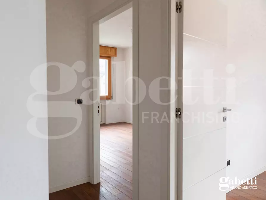 Immagine 20 di Appartamento in vendita  in Via Sarzetti, 16 a Rimini