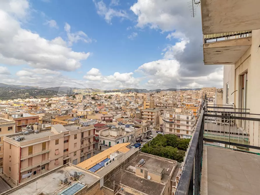 Immagine 3 di Appartamento in vendita  in Via Vespucci, 49 a Noto