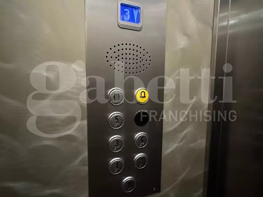 Immagine 25 di Appartamento in vendita  in Via MORETTA, 7 a Torino