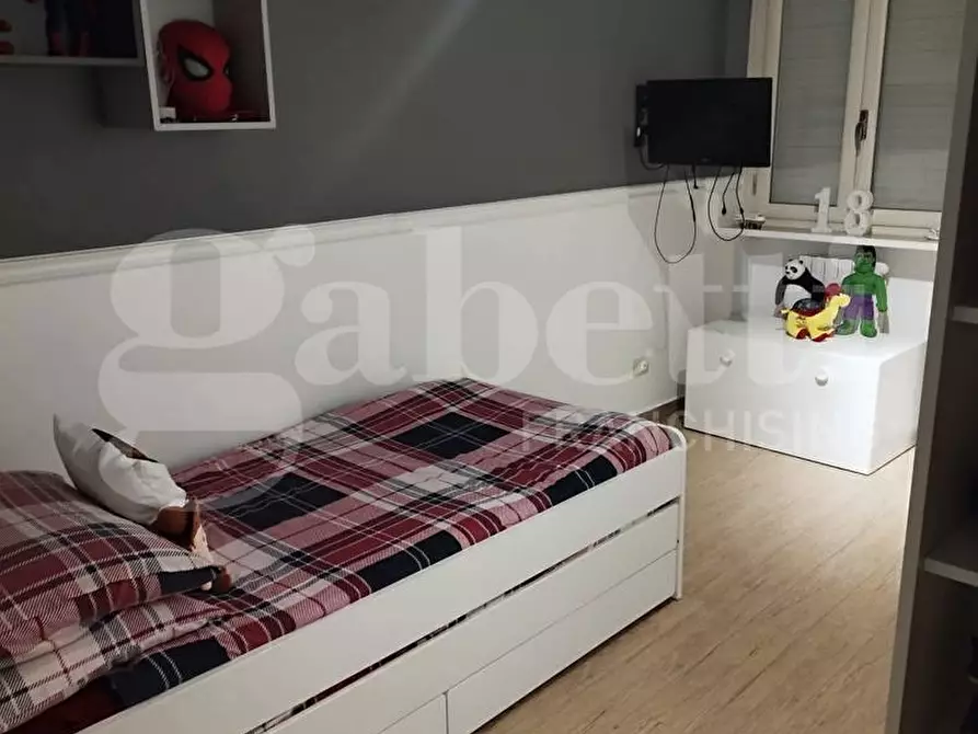 Immagine 19 di Appartamento in vendita  in Piazza SANDRO PERTINI, 5 a Taranto