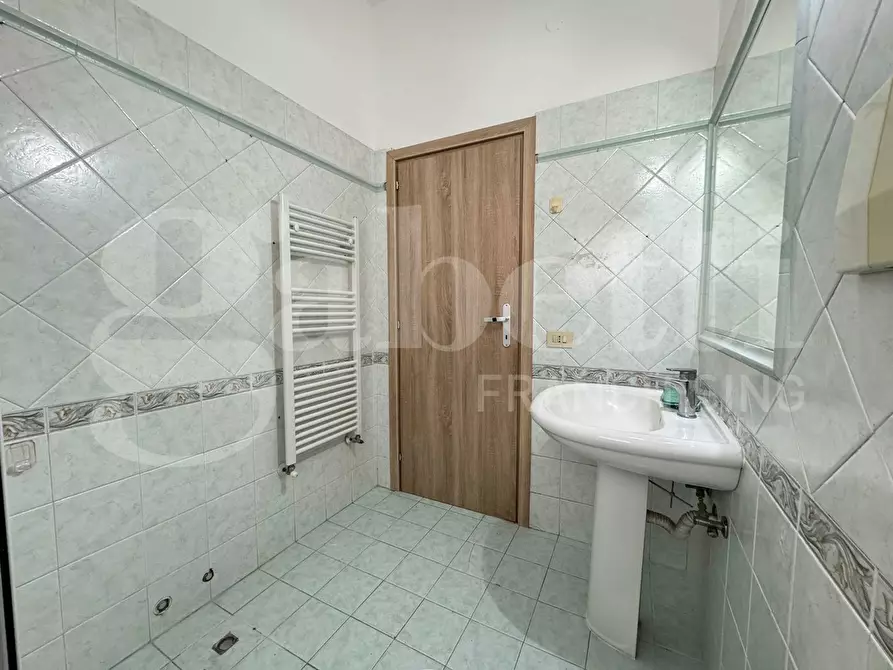 Immagine 17 di Appartamento in vendita  in Via tronto, 10 a Ardea