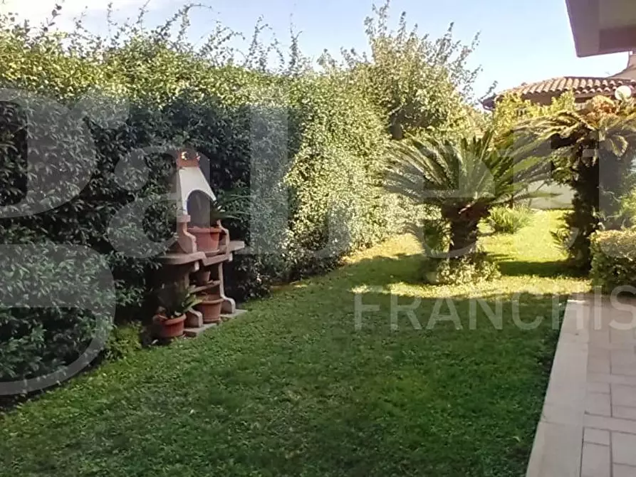 Immagine 4 di Appartamento in vendita  in Via della vergine, 7 a Ardea