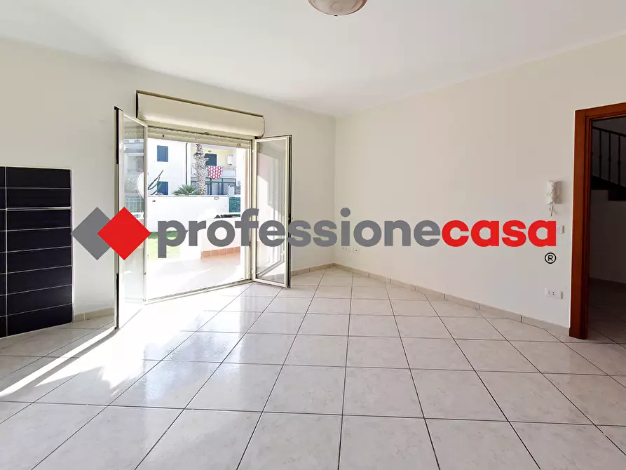 Immagine 28 di Villetta a schiera in vendita  in Via Ugo Foscolo, 36 a Santa Maria Capua Vetere