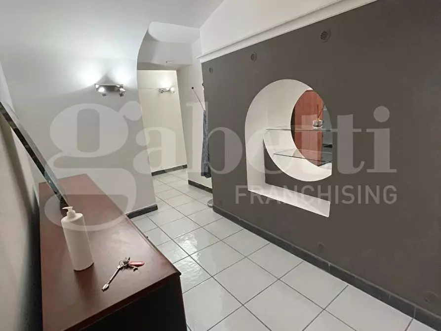 Immagine 3 di Ufficio in affitto  in Via Fusco, 10 a Torre Annunziata