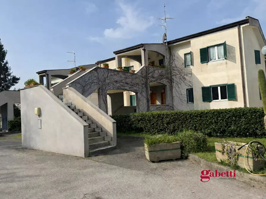 Immagine 1 di Appartamento in vendita  in Via Pietrarse, 6/B a Pozzuoli