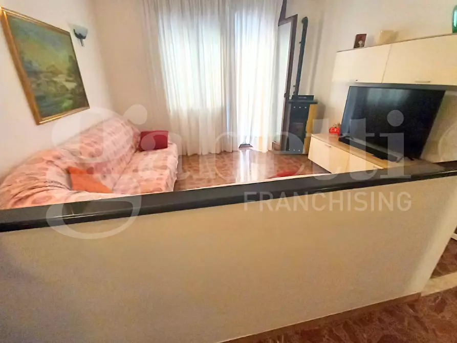 Immagine 23 di Appartamento in vendita  in Via SOTTOMARINA - VIALE VENETO, 12 a Chioggia