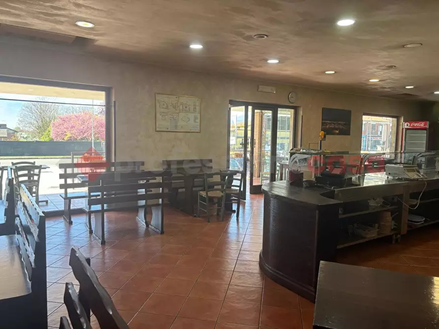 Immagine 9 di Negozio in affitto  in Via Casilina 62.700, snc a Anagni
