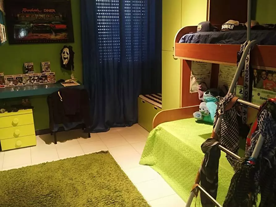 Immagine 11 di Appartamento in vendita  in Piazza G.B.TEDESCO, 12 a Taranto