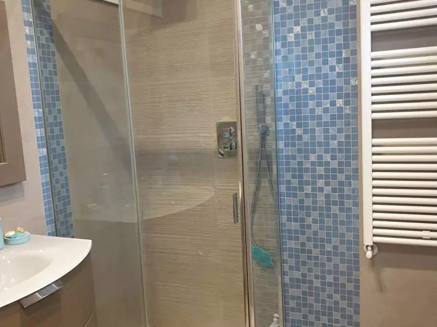 Immagine 16 di Appartamento in vendita  in Via G. FANELLI a Bari