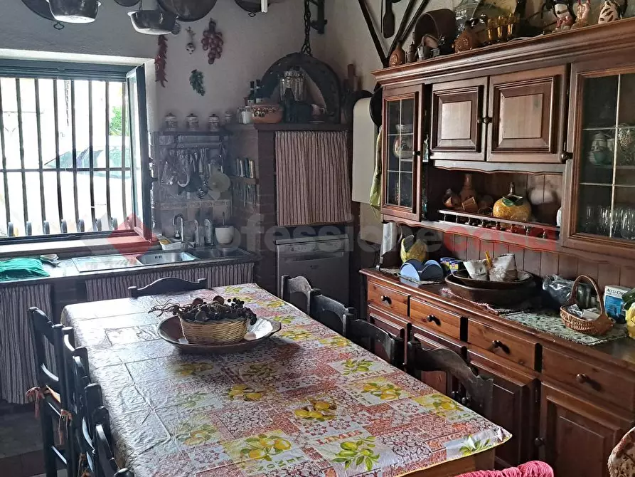 Immagine 15 di Villa in vendita  in Via Principale, snc a Bianco