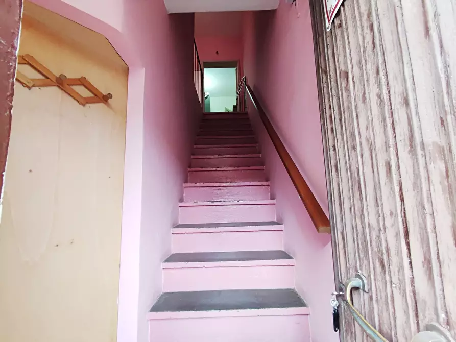 Immagine 12 di Appartamento in vendita  in Via Milano, 78/80 a Girifalco