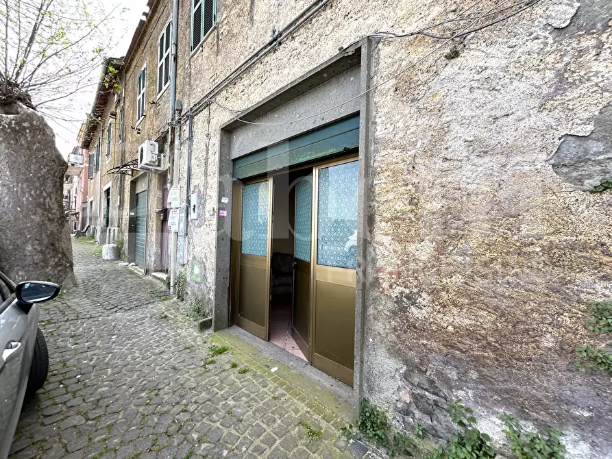 Immagine 7 di Negozio in vendita  in Via Cesare Colizza, 33 a Marino
