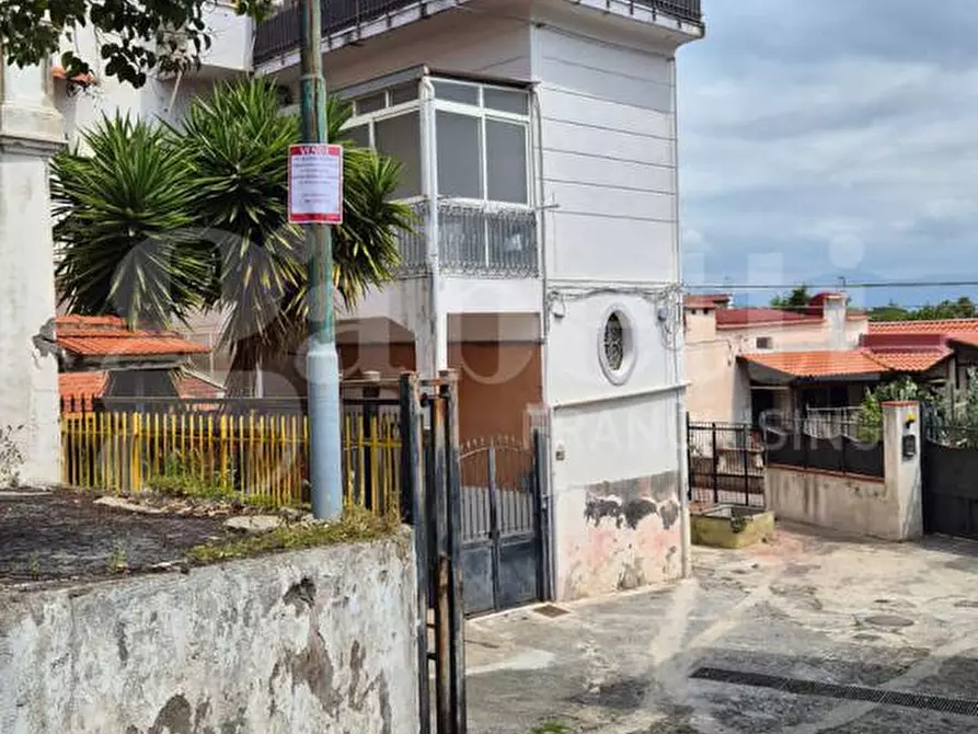 Immagine 1 di Appartamento in vendita  in Via Luigi Settembrini, 76 a Boscotrecase