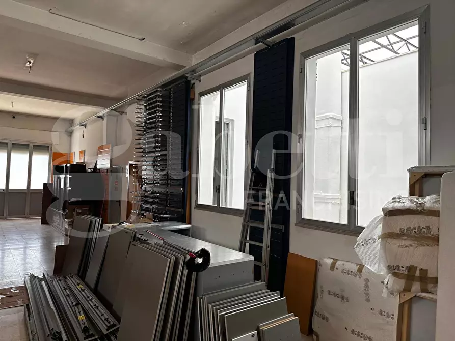 Immagine 13 di Capannone industriale in affitto  in Strada del Carro a Bisceglie