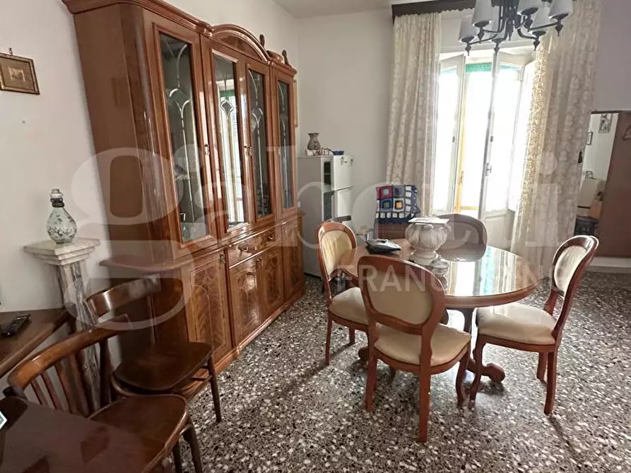 Immagine 3 di Appartamento in vendita  in Via Camillo Porzio a Ostuni