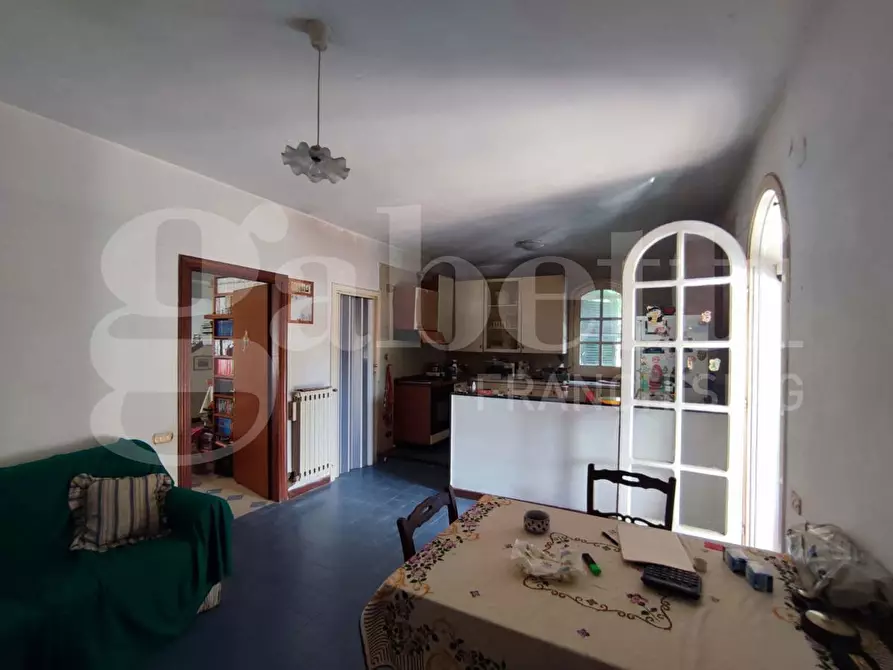 Immagine 22 di Casa indipendente in vendita  in Via Prota, 25 a Torre Annunziata