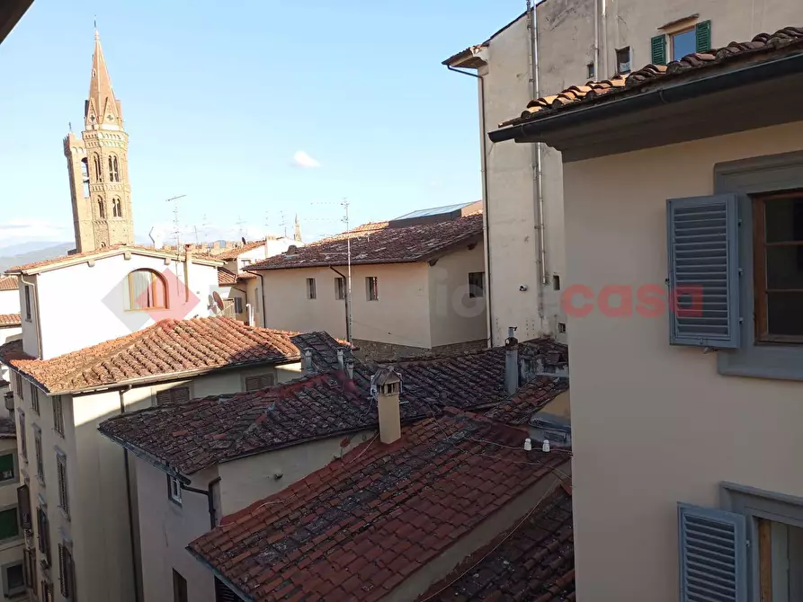 Immagine 3 di Appartamento in vendita  in Via DEI TAVOLINI a Firenze