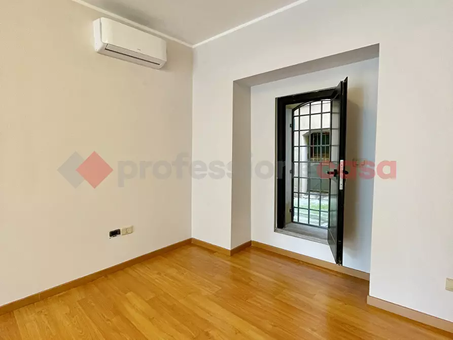 Immagine 10 di Negozio in affitto  in Piazza Filippo Turati a Perugia