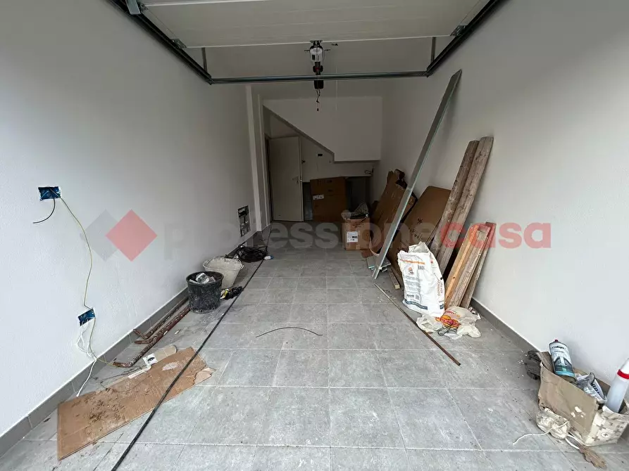 Immagine 24 di Villetta a schiera in vendita  in Via Hugo a Reggio Nell'emilia