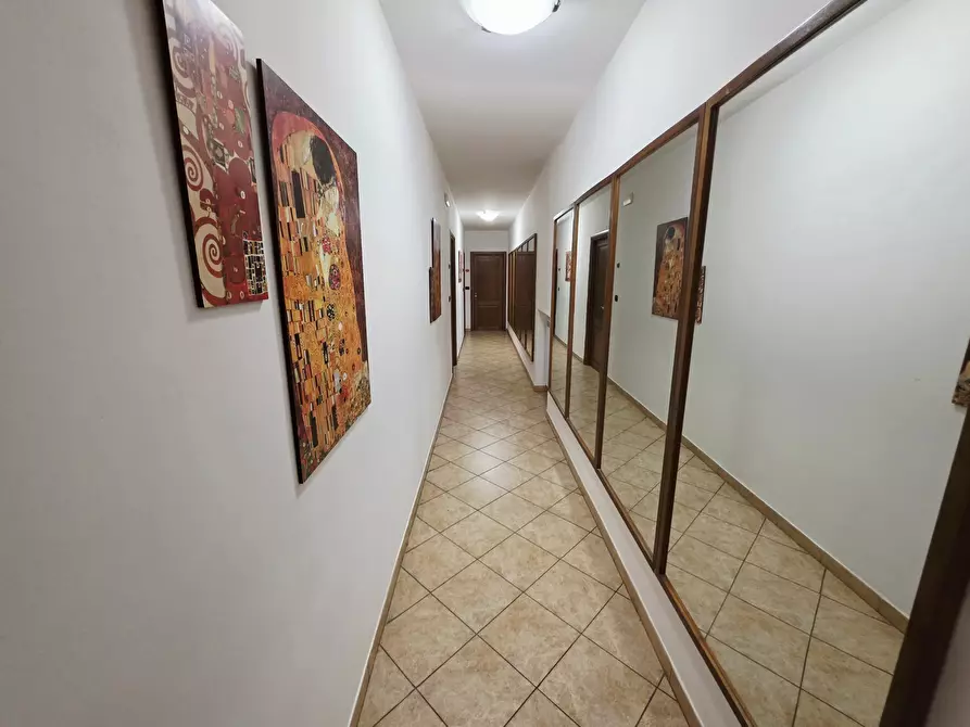 Immagine 15 di Appartamento in vendita  in Via PATRONO D'ITALIA, 15 a Assisi