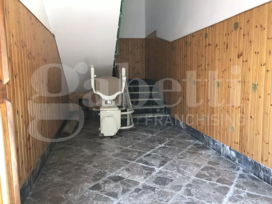 Immagine 3 di Casa indipendente in vendita  in Via Roma, 25 a Salice Salentino