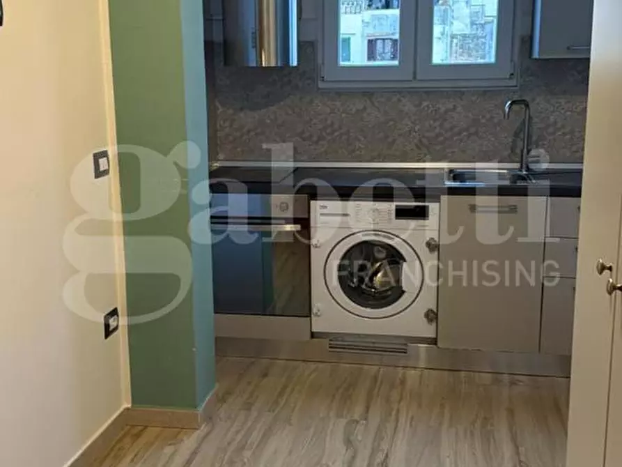 Immagine 37 di Appartamento in vendita  in Via di Valesio, 84 a Lecce