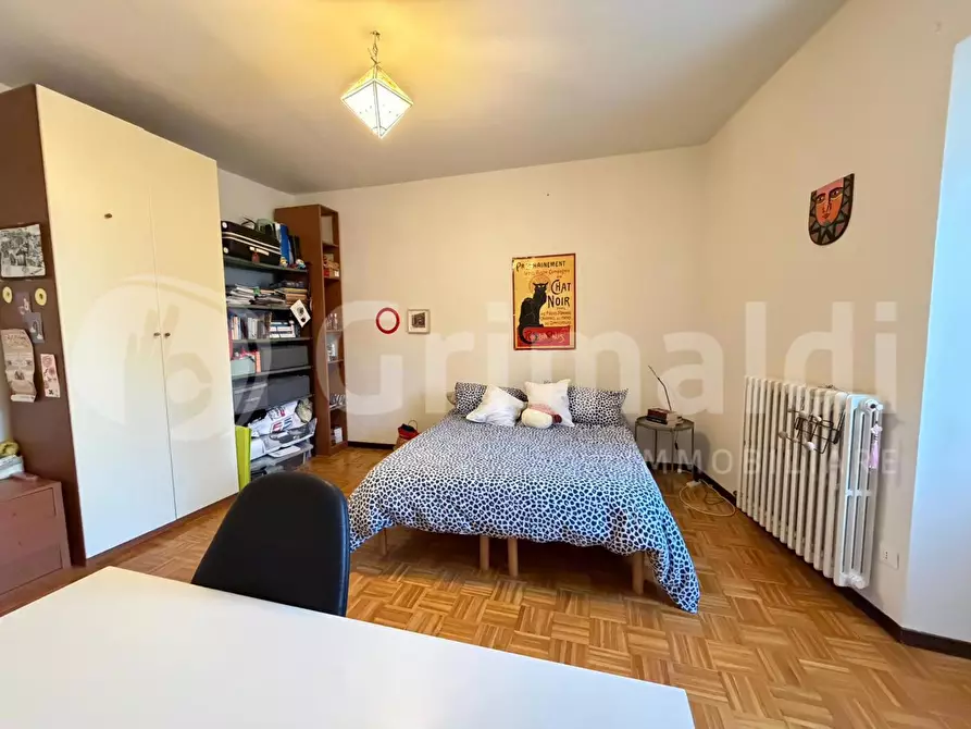 Immagine 39 di Appartamento in vendita  in Piazza PETRARCA, 28 a Pavia