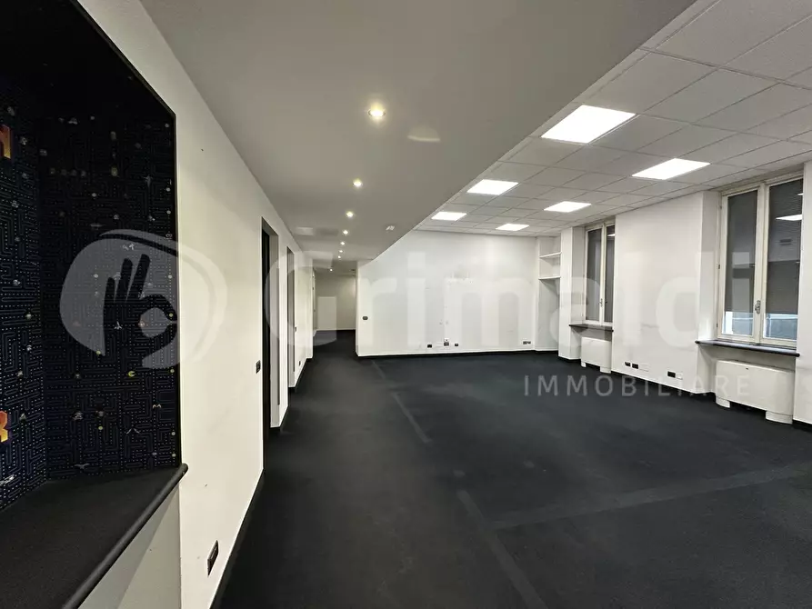 Immagine 18 di Ufficio in affitto  in Via antonio Canova, 19 a Milano