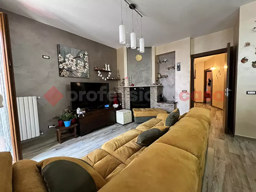 Immagine 18 di Appartamento in vendita  in Via DI SAN  VITO, 188 a Tito