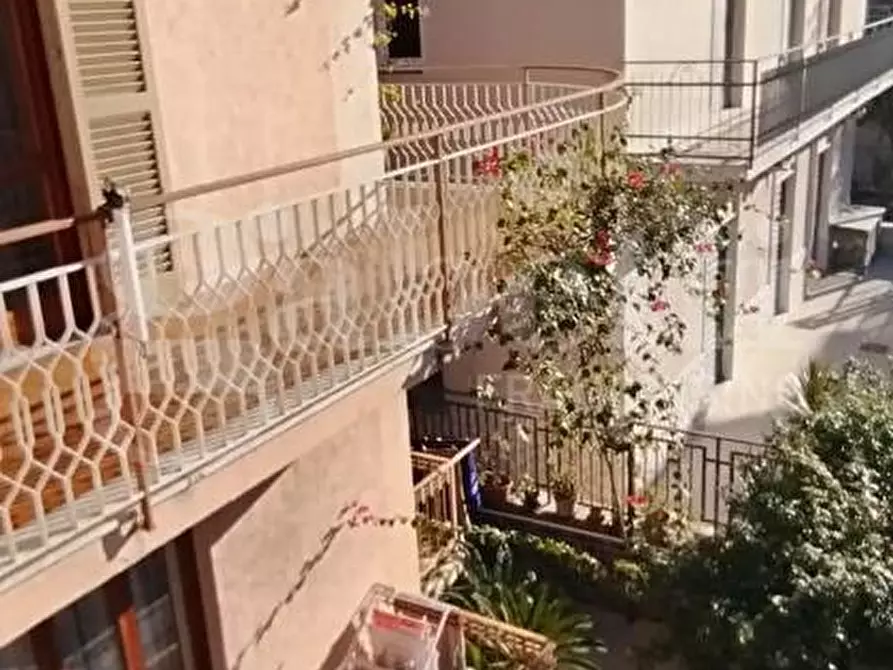 Immagine 42 di Appartamento in vendita  in Via Vittorio Veneto a Sant'arpino