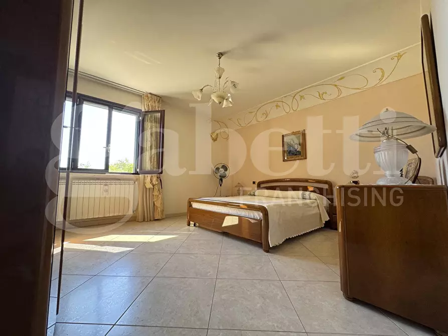 Immagine 28 di Villa in vendita  in Via San Gregorio Armeno, 42 a Nardo'