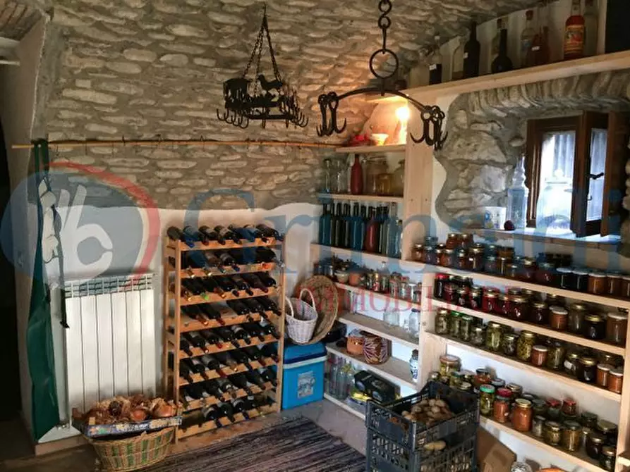 Immagine 16 di Rustico / casale in vendita  in Via Caprio, 1 a Filattiera