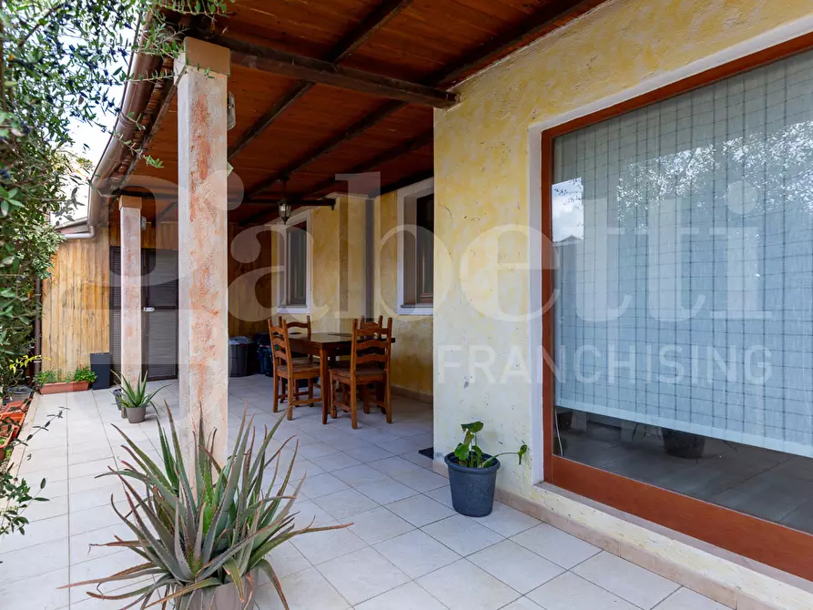 Immagine 4 di Casa indipendente in vendita  in Via Linosa, 40 a Capoterra